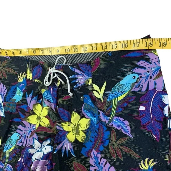 Coyote Swimwear Tropical Beach Surf Board Shorts Men Size L Unlined Multicolor - Picture 11 of 14